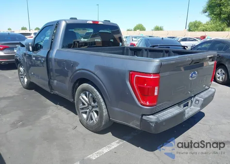 2023 Ford F-150 Xl z USA, uszkodzony, nr VIN 1FTMF1C54PKD82383